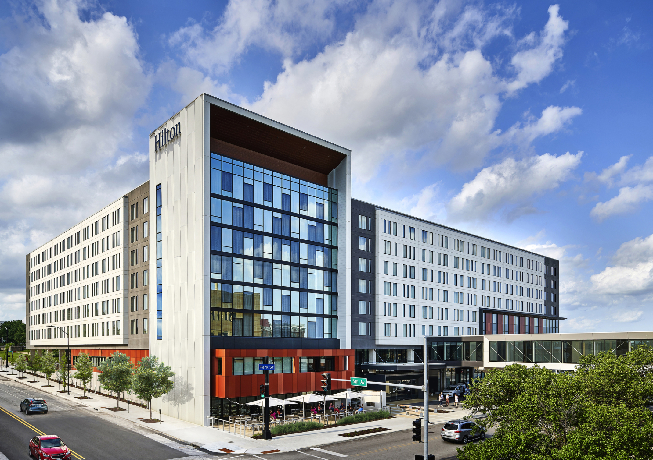 Hilton Des Moines Downtown exterior corner view Hilton Des Moines Downtown exterior corner view